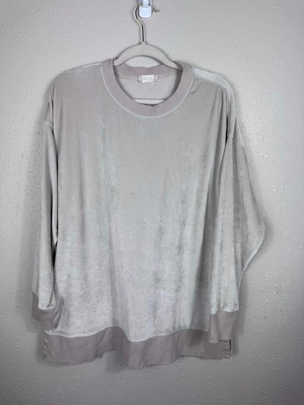 Altar'd State Velvety Soft Crewneck in a light Tan Womens Size Large